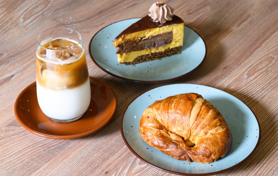 Cafe & Bakery Offerings